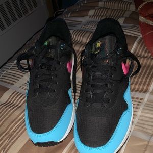 NIKE AIR MAX 1 JELLY SWOOSH